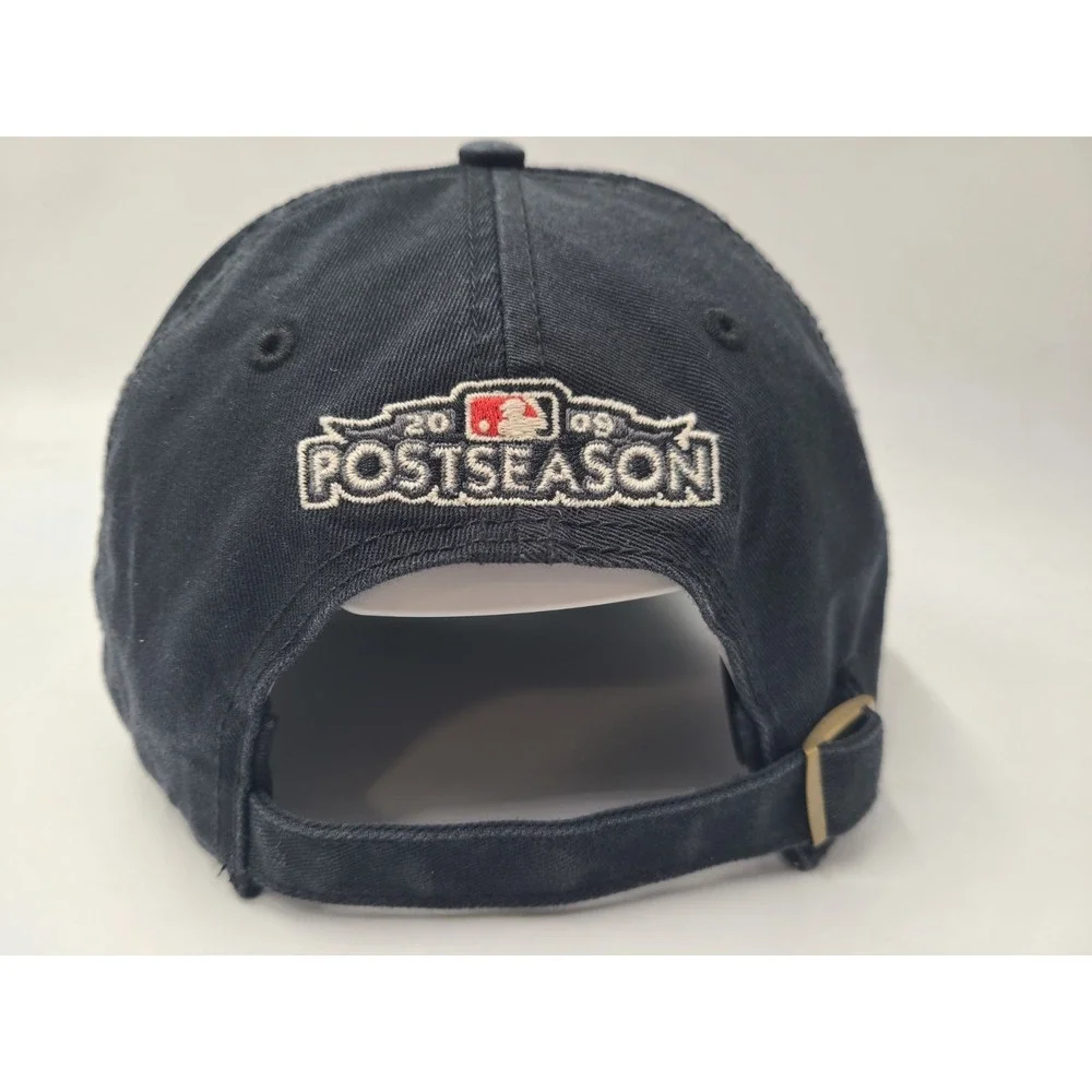 Philadelphia Phillies 2009 Division Champions 47 Brand‎ Twins Strapback Hat Cap